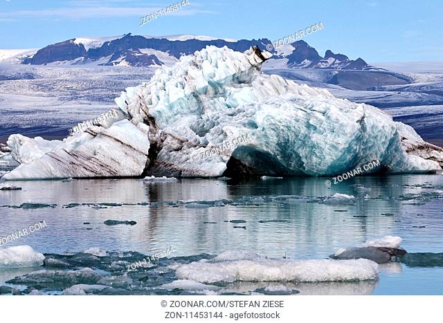 Gletscherlagune, Joekulsarlon, Vatnajoekull-Nationalpark, Hornarfjoerdur, Ostisland, Island, Europa