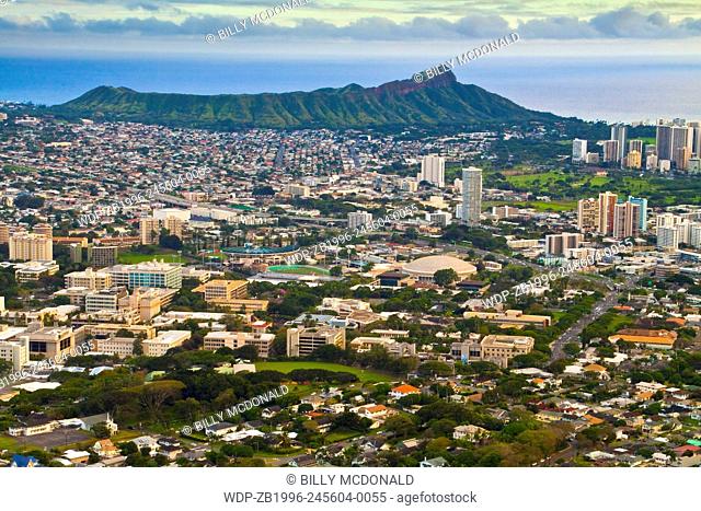 Skyline View of Waikiki, Diamond Head and Surrounding Neighborhoods From Ualakaa Overlook , Puu Ualakaa State Park, Honolulu, Oahu, Hawaii, USA