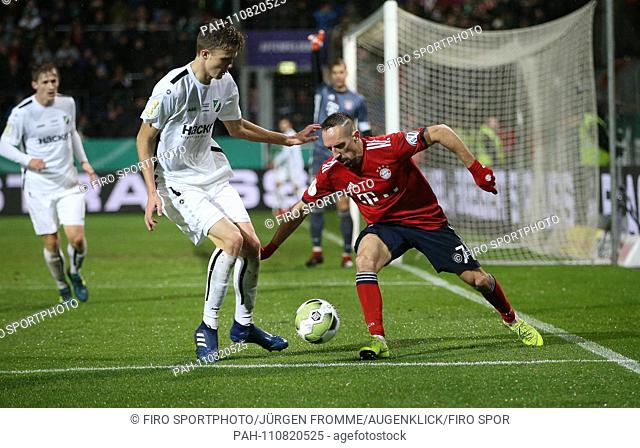 firo: 30.10.2018 Football, 1.Bundesliga, Season 2018/2019, DFB-Pokal, Cup, SV Rodinghausen - FC Bayern Munich, 1: 2 duels Franck Ribery versus Fabian Kunze |...