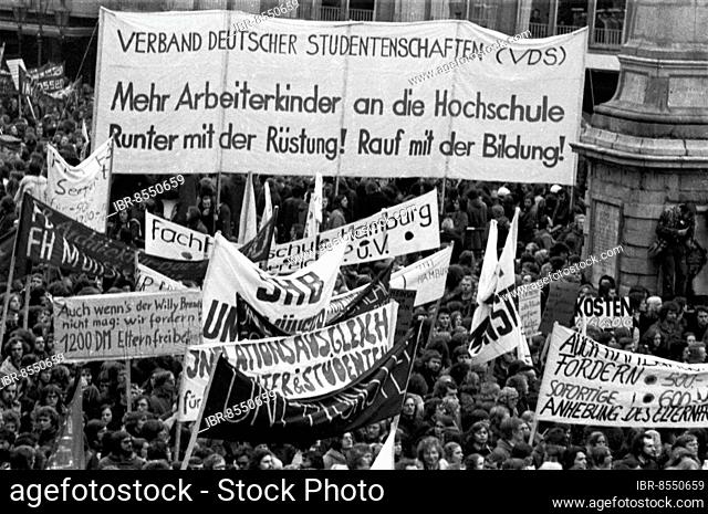 50, 000 students from all over Germany demonstrated in Bonn on 24 January 1974 against inflation and for an increase in education subsidies (Bafoeg), Germany