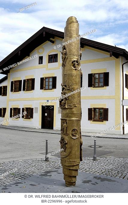 Benedict column by J. M. Neustifter in front of the birthplace of pope Benedict XVI, Marktl, Upper Bavaria, Bavaria, Germany, Europe
