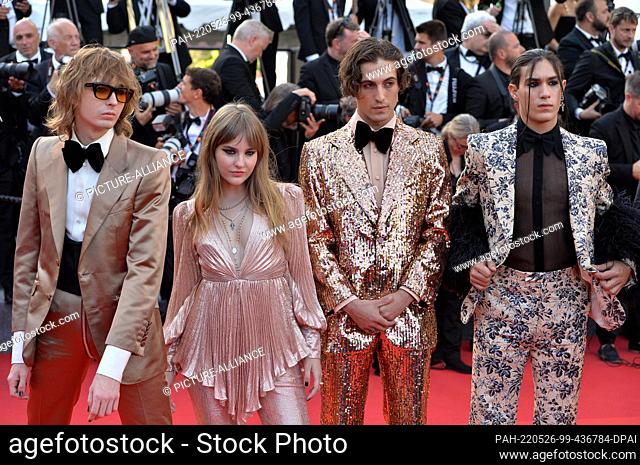 25 May 2022, France, Cannes: Thomas Raggi, Victoria De Angelis, Damiano David and Ethan Torchio of Maneskin attend the screening of ""Elvis"" during the 75th...