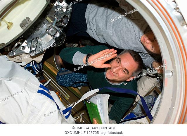 Russian cosmonaut Alexander Skvortsov, Expedition 24 commander; and NASA astronaut Tracy Caldwell Dyson, flight engineer