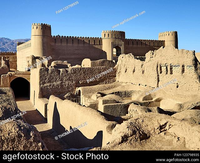 The clay fortress of Rayen in southeastern Iran, taken on November 28th, 2017. | usage worldwide. - Rayen/Kerman/Iran