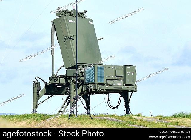 The Medium Air Defence Radar (MADR) ELM 2084 MMR, produced by Israeli company IAI Elta, was presented to journalists, as they visited the 7th Radiotechnical...
