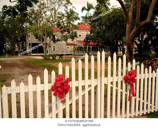 Fort Myers, FL, Florida, Edison and Ford Winter Estates, Holiday House, Guest House, Christmas decorations