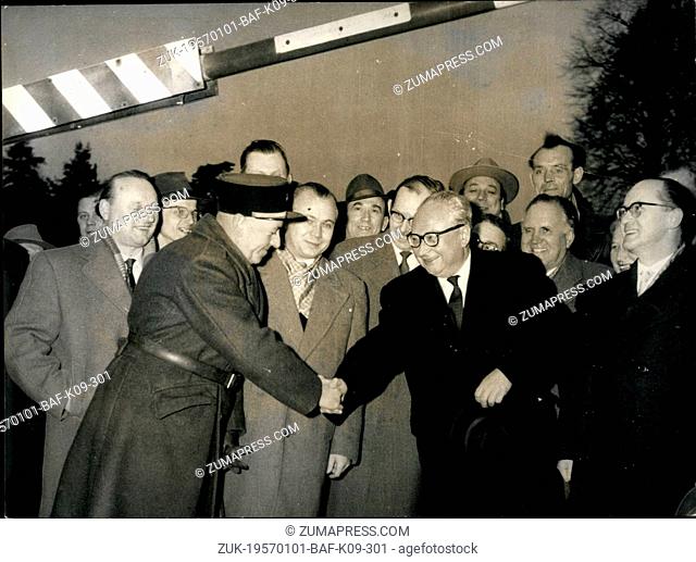 Jan. 01, 1957 - Ollenhauer visits the Saarland.: Germany's opposition leader Erich Ollenhauer (Ollenhauer) arrived in the Saarland late yesterday to bring the...