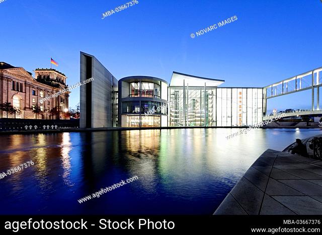Reichstag and Paul-Loebe-Haus, government district, Berlin, Germany