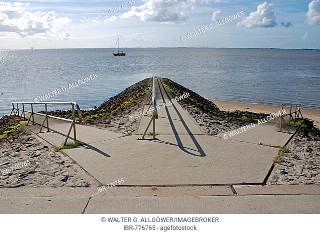 Handrail ensuring safe access to the mud flats at Wilhelmshaven, Lower Saxony, Germany, Europe