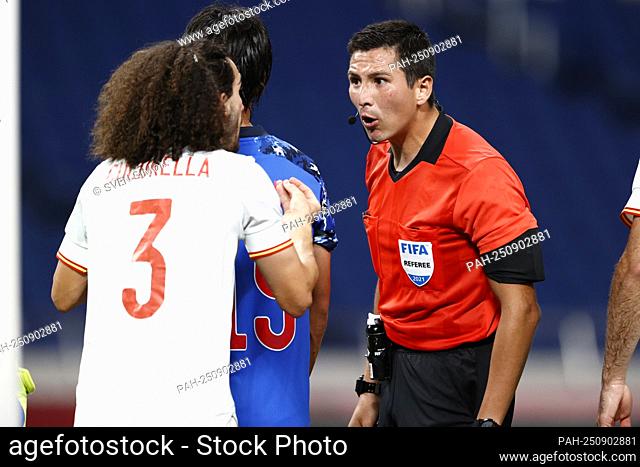 (LR) Marc CUCURELLA (ESP), referee Kevin ORTEGA (PER / Referee), Japan - Spain JPN - ESP 0: 1, football, men's semi-finals