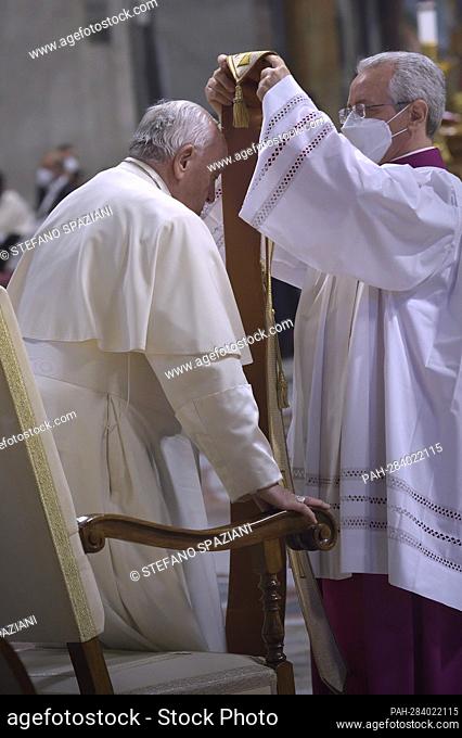 Pope Francis presides over the Divine Mercy mass in St. Peter's Basilica at The Vatican on April 24, 2022. - vatican city state/State of the Vatican...