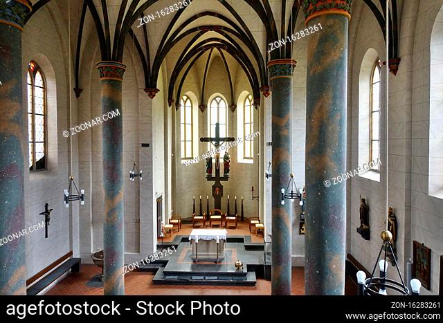 katholische Pfarrkirche St. Servatius, Kaltenborn, Rheinland-Pfalz, Deutschland