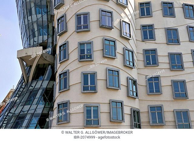 The Dancing House, Tancící dum or Ginger and Fred, Prague, Bohemia, Czech Republic, Europe, PublicGround