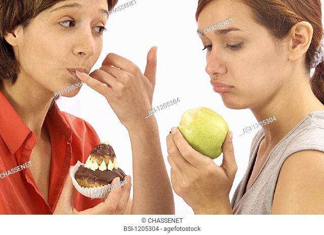 WOMAN SNACKING<BR>Models