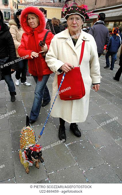 Venice (Italy), lady and dog dressed up during Carnival