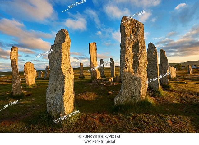 Calanais Standing Stones central stone circle erected between 2900-2600BC measuring 11 metres wide. At the centre of the ring stands a huge monolith stone 4