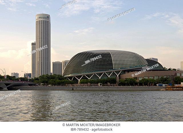 The Esplanade - Theatres on the Bay, designed by the British Michael Wilford, locals call him the Durian, Marina Bay, Singapore, Southeast Asia