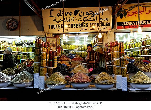Stall with olives and preserved foods, Jemaa el-Fnaa square, UNESCO World Heritage Site, Marrakech, Morocco, Maghreb, North Africa, Africa