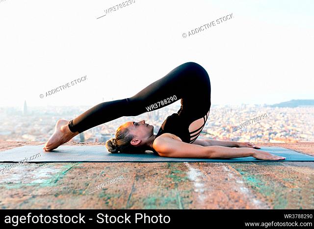 young woman, yoga, workout