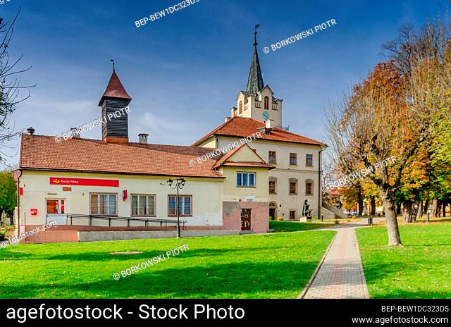 NOWY WISNICZ, LESSER POLAND PROVINCE, POLAND: Center of the town with town hall