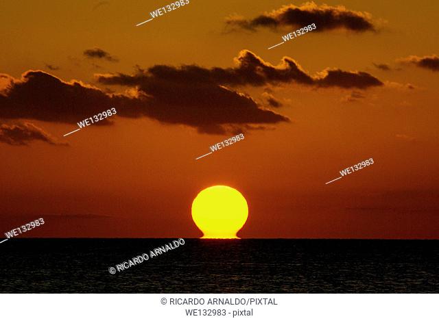 Sinking Sun over Florida Keys
