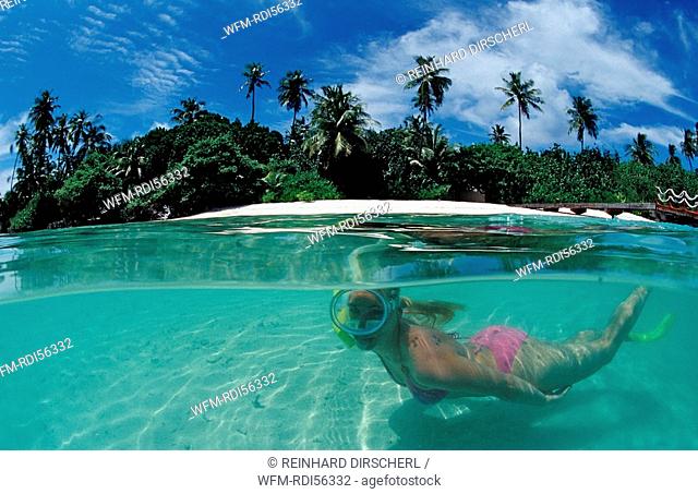 Skin Diving at Maldives, Indian Ocean, Medhufushi, Meemu Atoll, Maldives