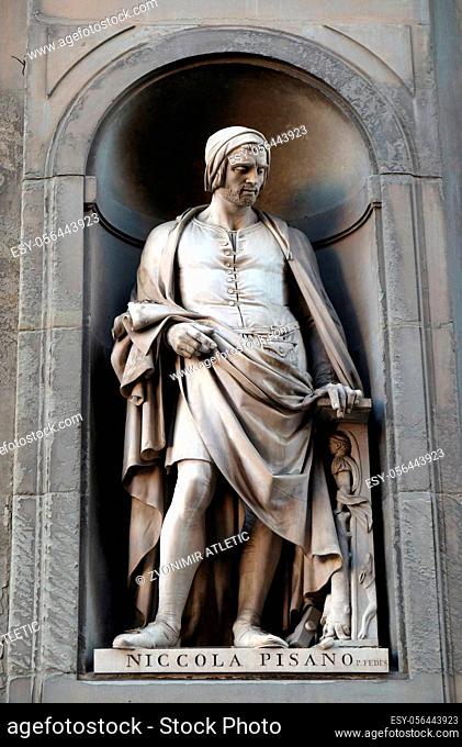 Nicola Pisano, statue in the Niches of the Uffizi Colonnade in Florence, Italy
