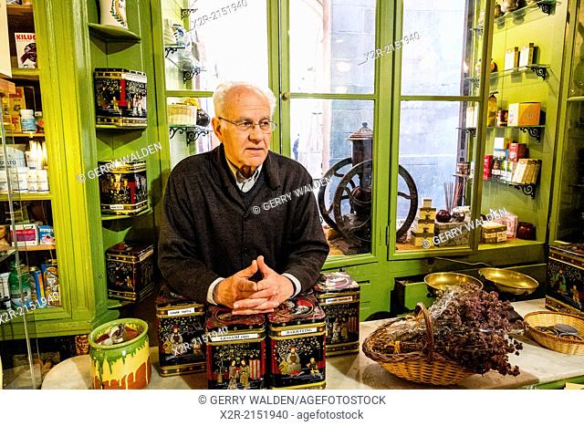 Herbalist in the Herboristeria del Rai on Caller Vidre in Barcelona, Spain. The shop was established in 1823