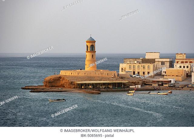 Natural harbour, fishing boats, lighthouse Al Ayijah, Sur, province Ash Sharqiyah, Sultanate of Oman