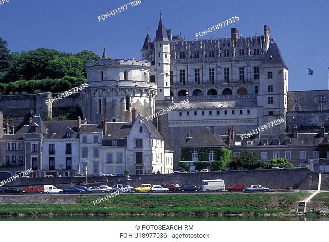 Loire Valley, castle, Amboise, France, Loire Castle Region, Indre-et-Loire, Europe, 15th century Chateau Amboise along the Loire River in the city of Amboise