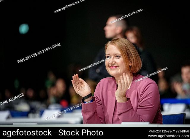 25 November 2023, Baden-Württemberg, Karlsruhe: Lisa Paus (Alliance 90/The Greens), Federal Minister for Family Affairs, Senior Citizens, Women and Youth