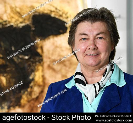 28 May 2020, Hessen, Messel: Marie-Luise Frey, Managing Director of Welterbe Grube Messel gGmbH, is standing in the treasure chamber of the visitor centre in...