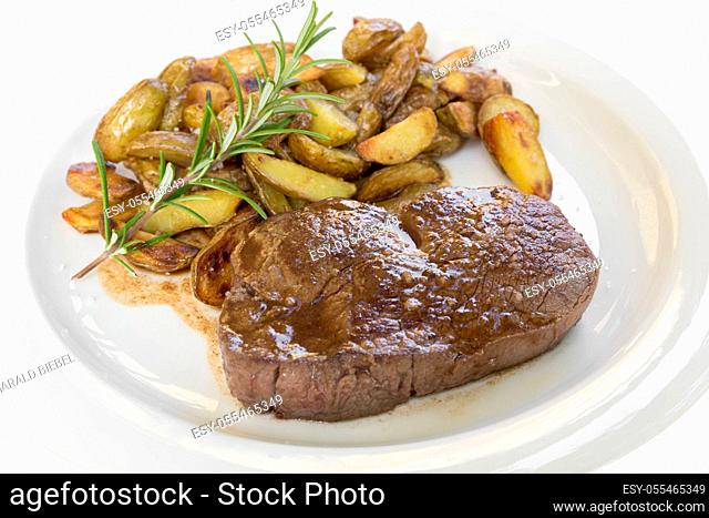 baked potatoes, beef fillet, rosemary potatoes