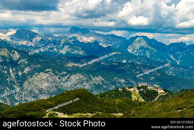 A picture of the Vogel ski resort overlooking the Triglag peak and the Triglav National Park