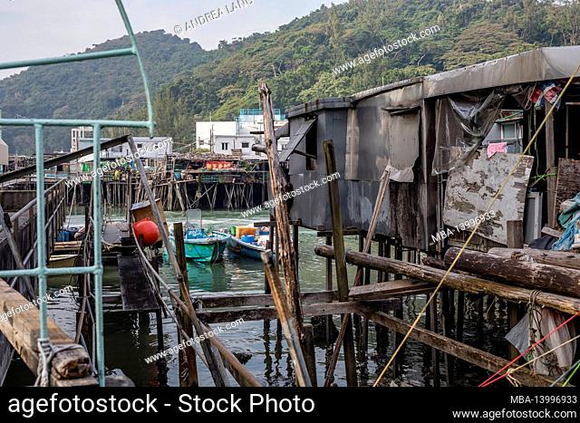 fishermen on stilt houses, tai o traditional fishing village, lantau