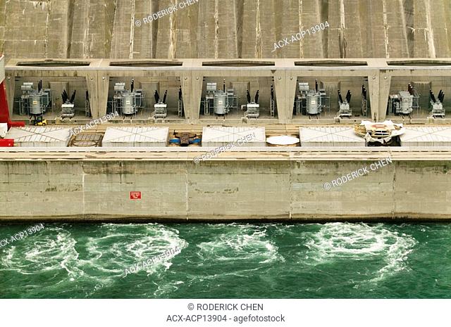 hydroelectric power plant, Niagara Falls, Ontario, Canada