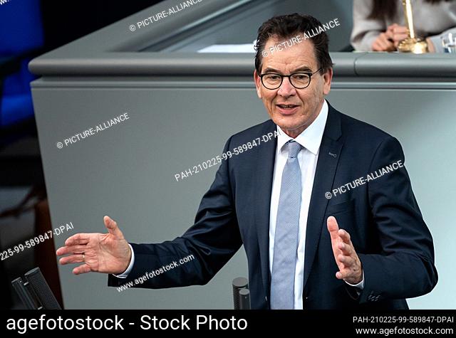 25 February 2021, Berlin: Gerd Müller (CSU), Federal Minister for Economic Cooperation and Development, speaks at the plenary session in the German Bundestag