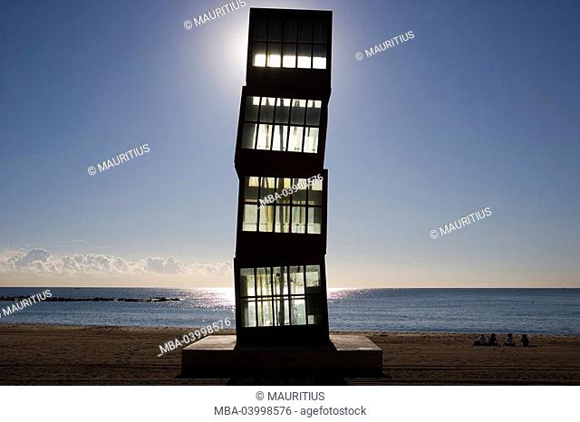 Spain, Barcelona, Playa of de la Barceloneta, artwork, metal sculpture, sun, back light