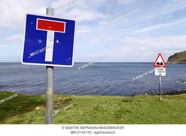 Sign dead end or cul-de-sac, Murlough Bay near Ballycastle, County Antrim, Northern Ireland, United Kingdom, Europe, PublicGround