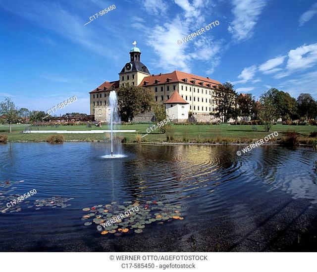Germany, Zeitz, Weisse Elster, Leipziger Tieflandsbucht, Saxony-Anhalt, baroque castle Moritzburg, former bishop residence, now museum, castle gardens