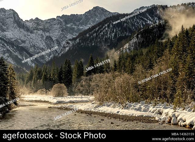 The Rissbach in winter with snow and hoarfrost