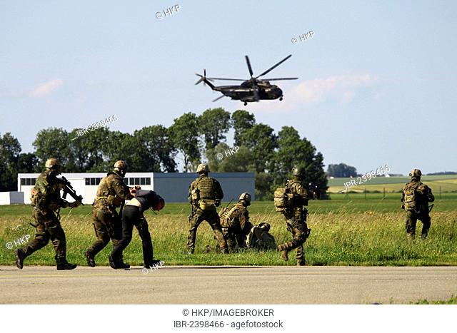 Terrorists are being arrested, a demonstration of Germany's KSK Special Forces with an SOF helicopter, Laupheim, Baden-Wuerttemberg, Germany, Europe