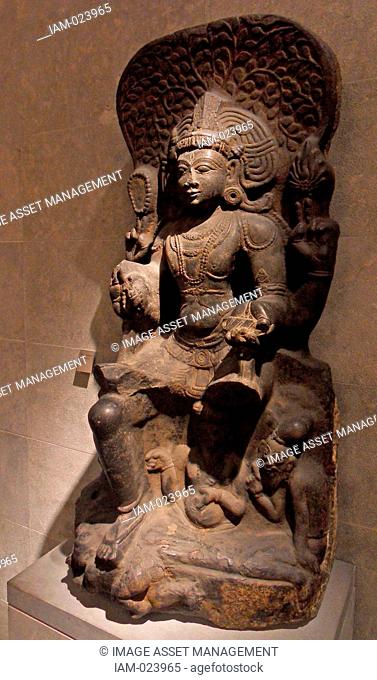 Siva Vyakhyana Dakshinamurti. 14th - 15th century Dravidian granite sculpture from Tamil Nadu, India