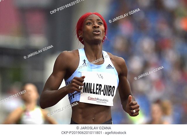Bahamian sprinter Shaunae Miller-Uibo set a new world record in the untraditional 300 m run during the Ostrava Golden Spike