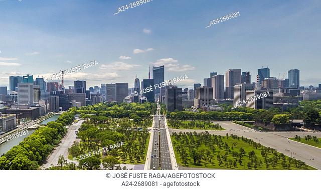 Japan, Tokyo City, Chiyoda District, Imperial Palace explanade panorama