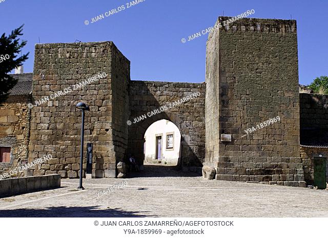 The doors of Castelo Mendo, with celtiberian verroes and towers, Aldeia Historica de Portugal, Riba Coa, Guarda, Beira Alta, Portugal
