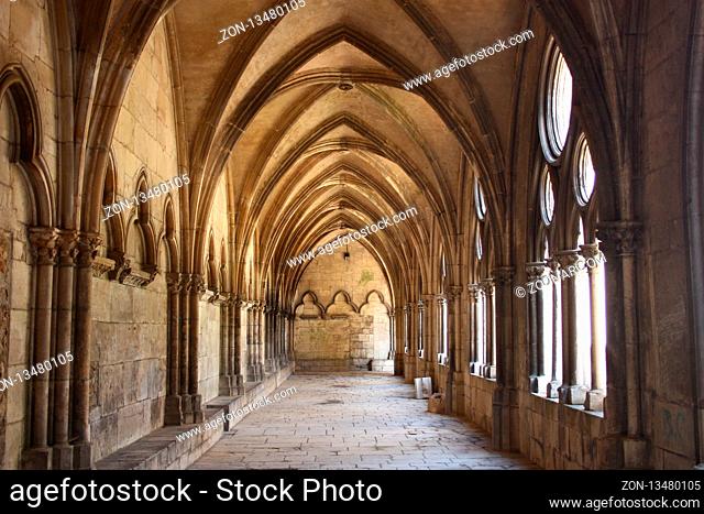 Kreuzgang, Kathedrale Saint Etienne, Toul, Frankreich - Cloister, Cathedral Saint Etienne, Toul, France
