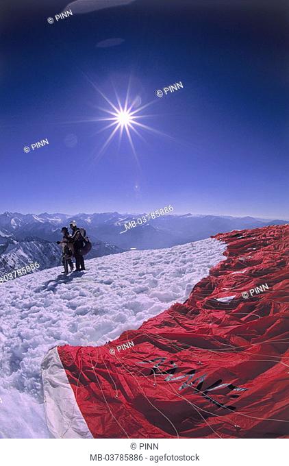 Germany, Bavaria, Oberstdorf, Fog horn, Gleitschirm, tandem jump, Start preparation, back light, Allgaeu, OberAllgaeu, Alps, summits, 2224 m, mountain massif