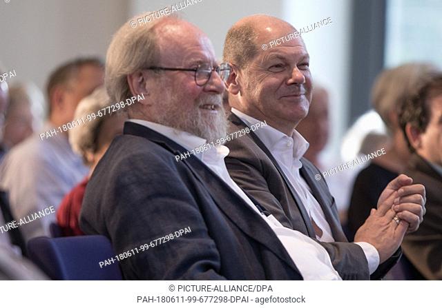 11 June 2018, Germany, Berlin: Olaf Scholz (R) of the Social Democratic Party (SPD), German Minister of Finance, and Wolfgang Thierse (SPD)