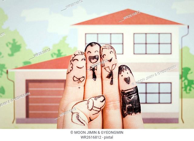 Harmonious family by finger art